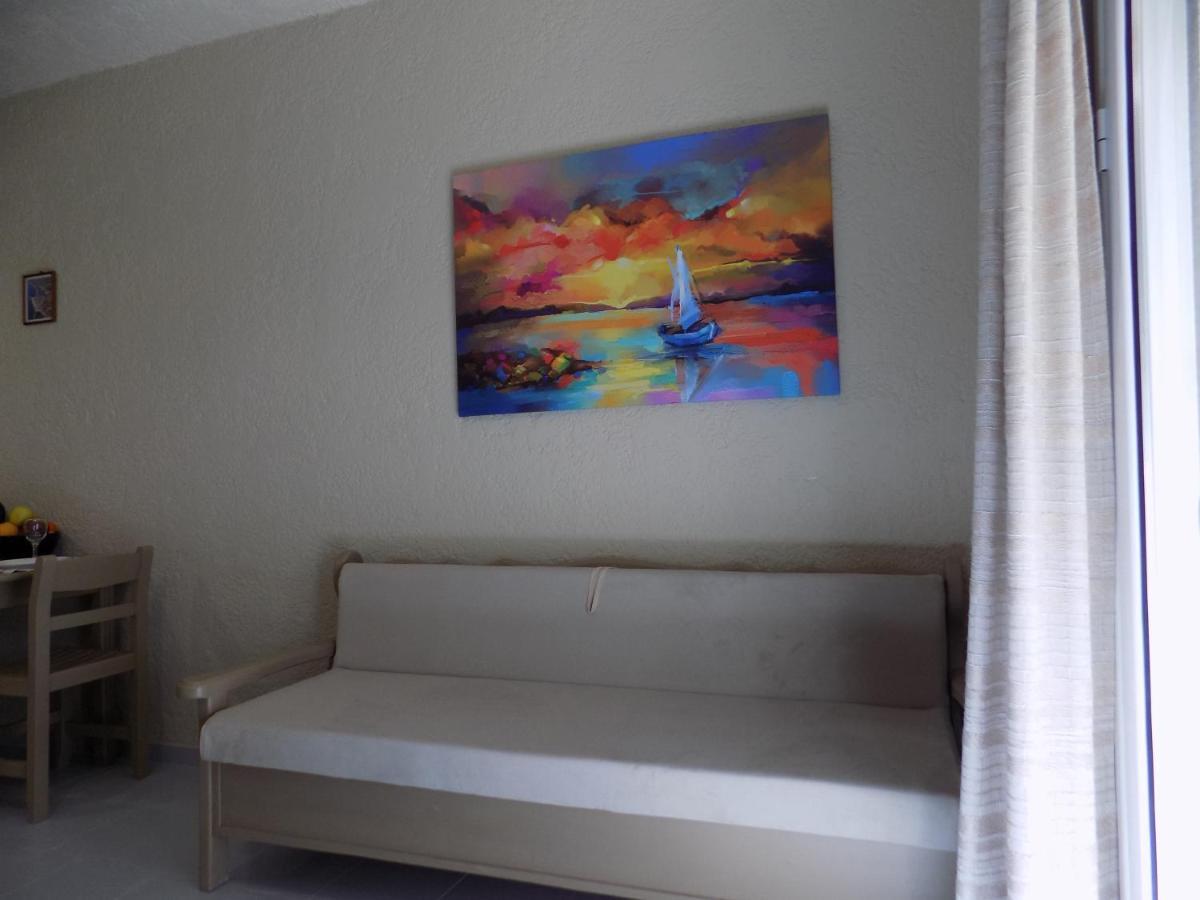 Afrodite Spacious Apartments! Agia Efimia Ngoại thất bức ảnh